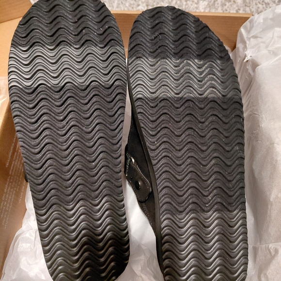 Dr. Scholl's Black Mules - Picture 7 of 10